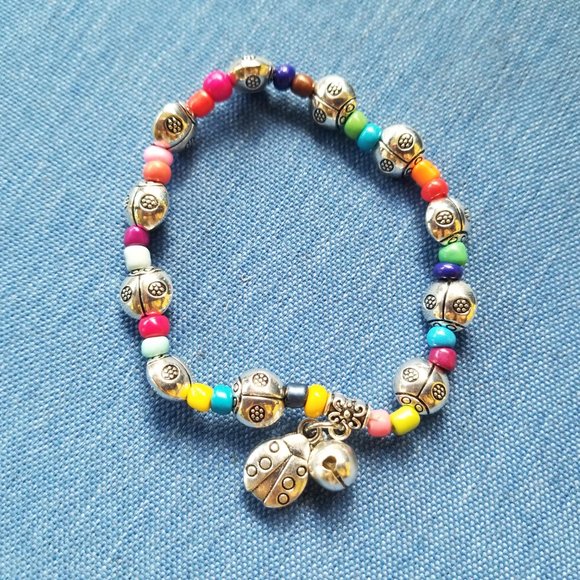 🐞Charm Bracelet EXCELLENT Stretch Ladybug & Beads - NWOT🐞 - Picture 3 of 6